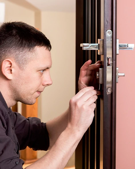: Professional Locksmith For Commercial And Residential Locksmith Services in Monterey Park, CA
