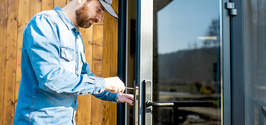 Frameless Glass Storefront Door Locks Replacement in Monterey Park, CA